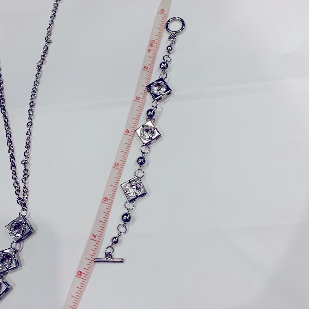 Set of necklace and bracelet with stones - Picture 5 of 10